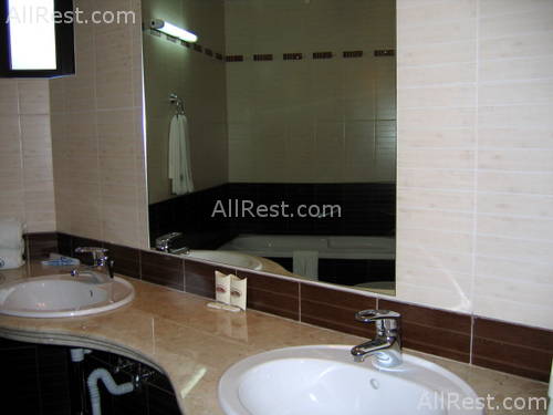 Rhodopi Home Hotel 11